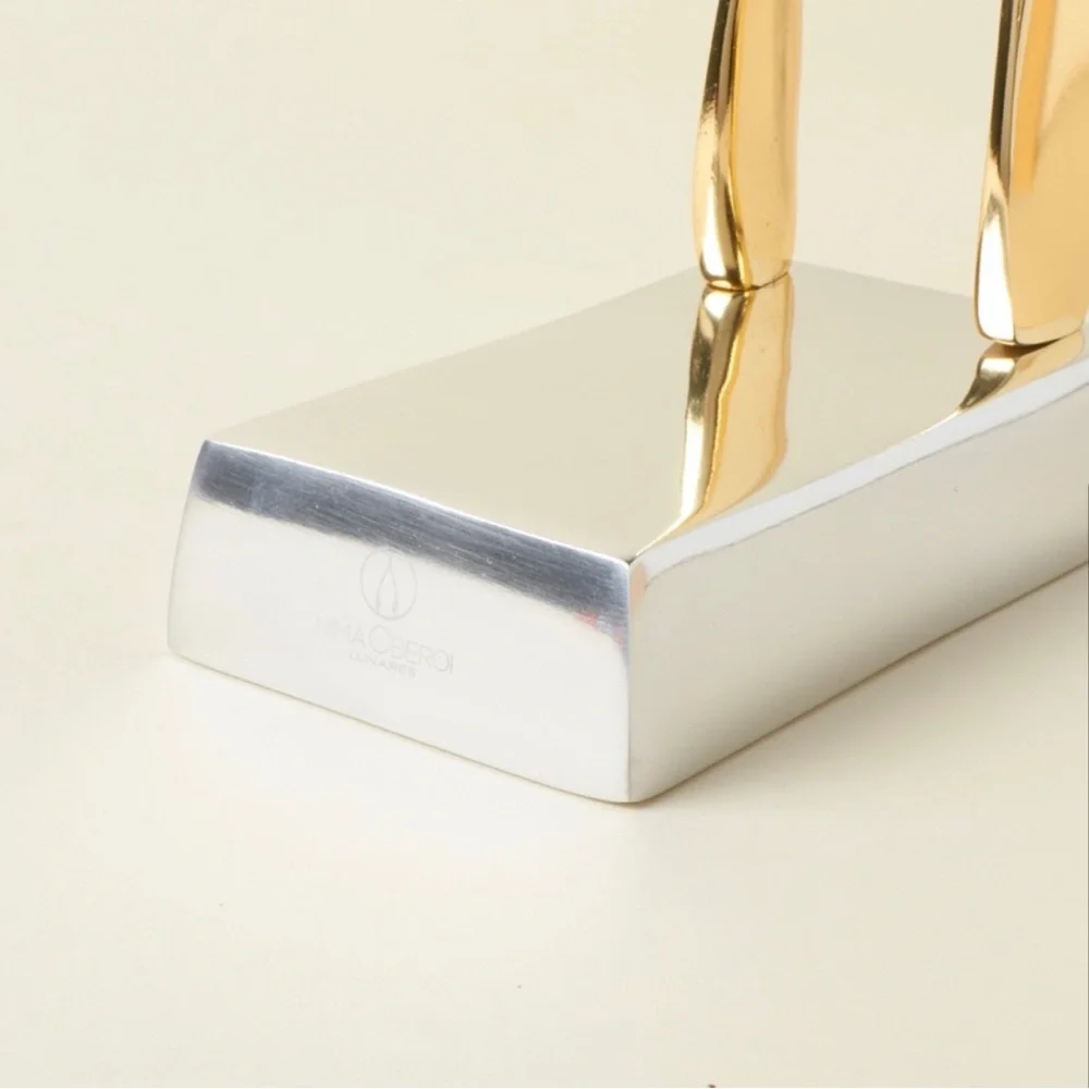 NIMA OBEROI Wishbone Bookends - Picture 3 of 5